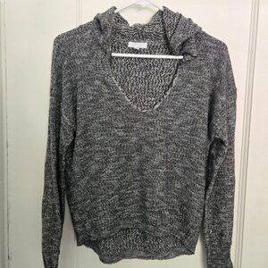 Black & White Hooded Lightweight Sweater